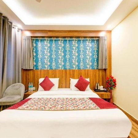 Hotel Vijaydeep Palace Near Delhi Airport Neu-Delhi Exterior foto