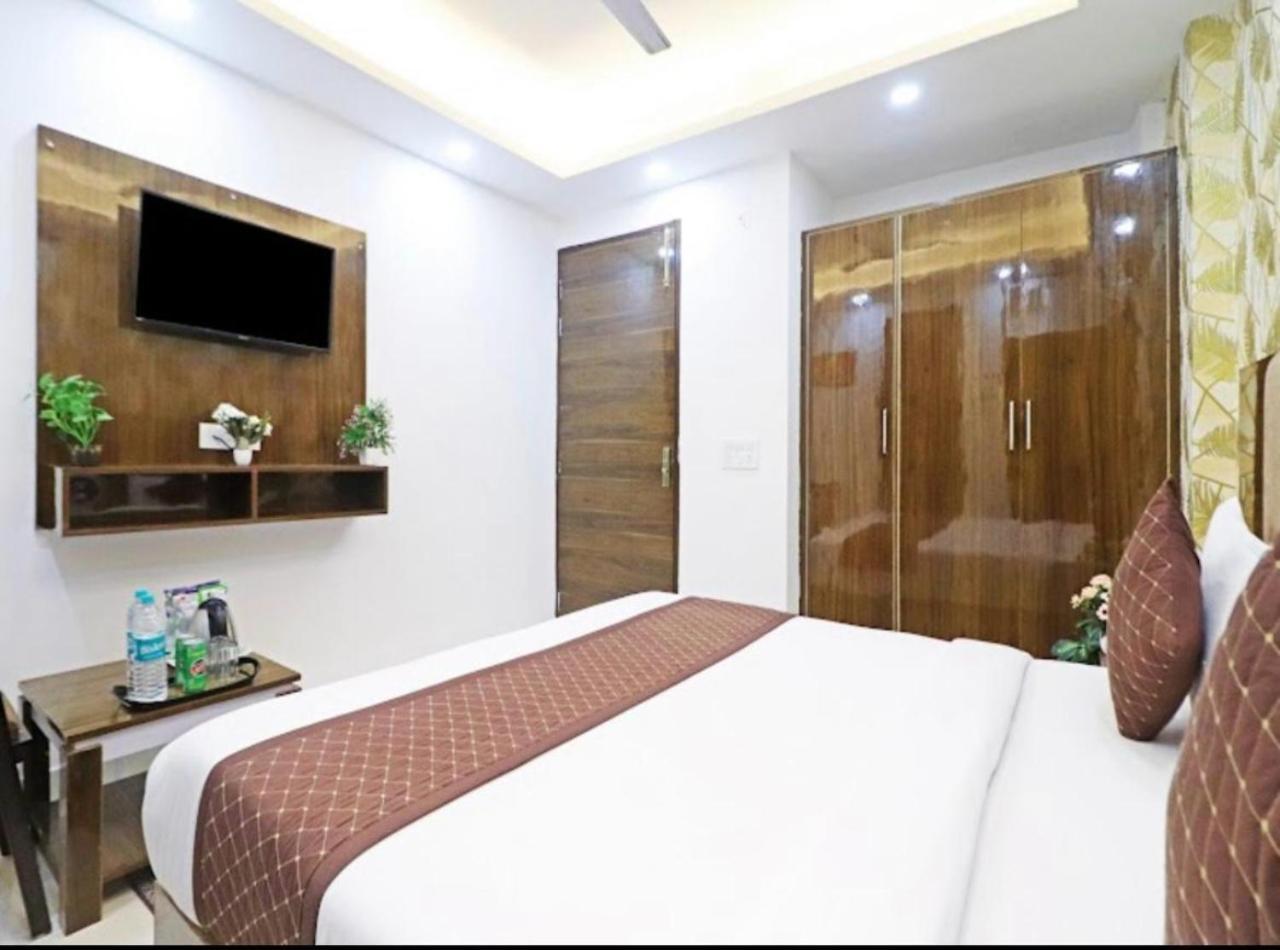 Hotel Vijaydeep Palace Near Delhi Airport Neu-Delhi Exterior foto
